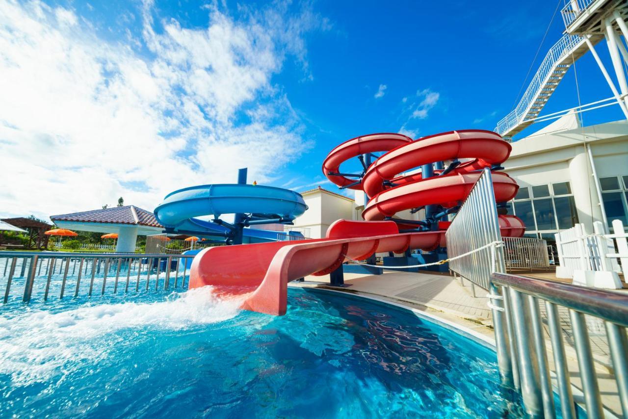 Sheraton Okinawa Sunmarina Resort Onna Extérieur photo