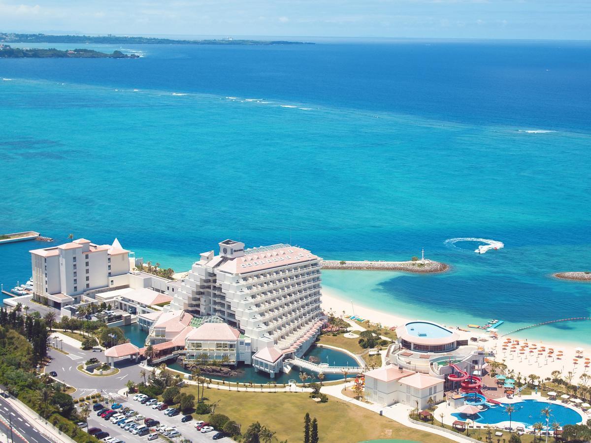 Sheraton Okinawa Sunmarina Resort Onna Extérieur photo