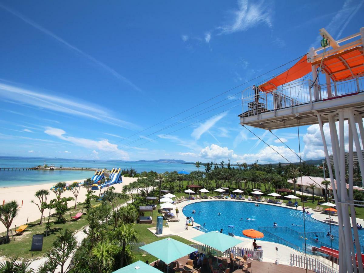 Sheraton Okinawa Sunmarina Resort Onna Extérieur photo